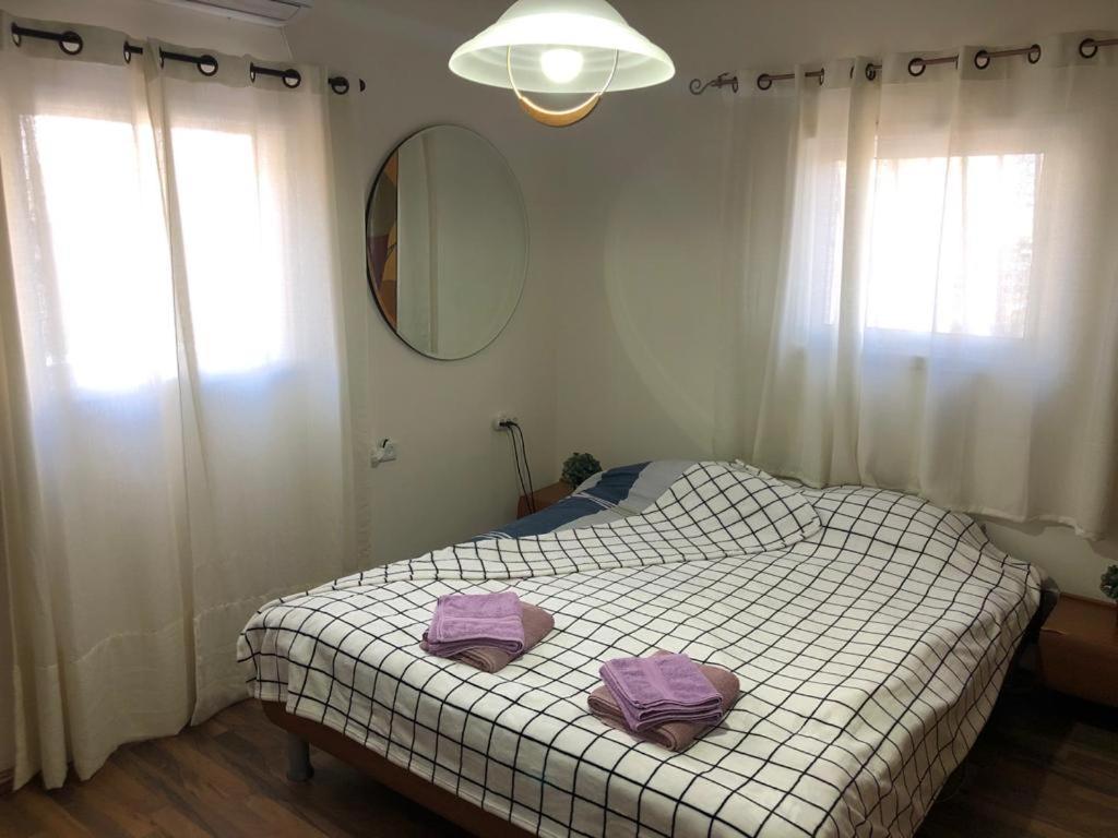 Sky Home Apartment Jabotinsky 8 Бат-Ям Экстерьер фото